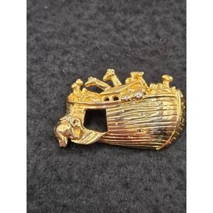 Vintage Noah's Ark Brooch Pin w/ Animals Gold Tone Signed AAi